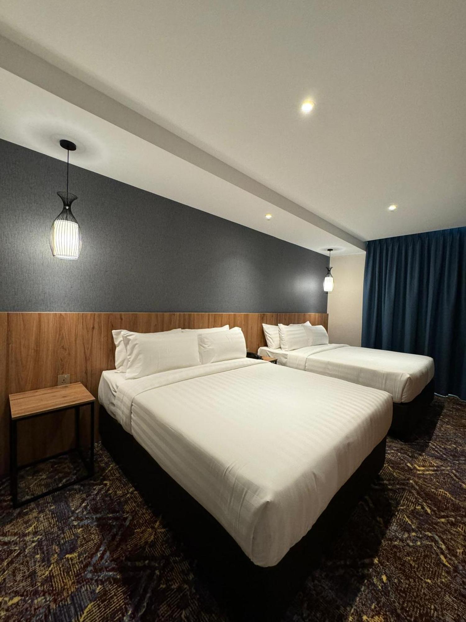 Le'Genda Hotel كاجانغ المظهر الخارجي الصورة